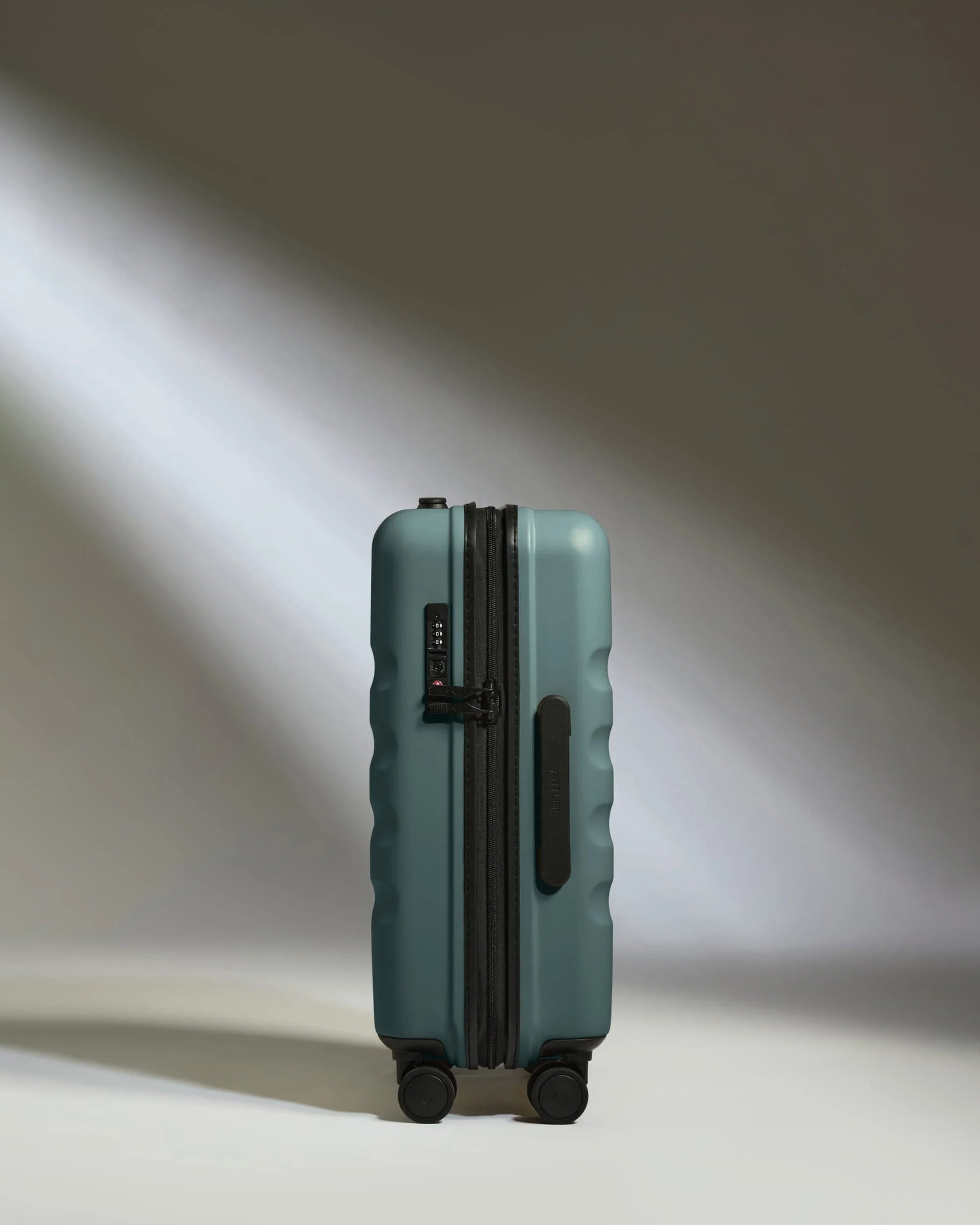 Cabin Suitcase in Glade Blue - Icon Stripe - Image 3