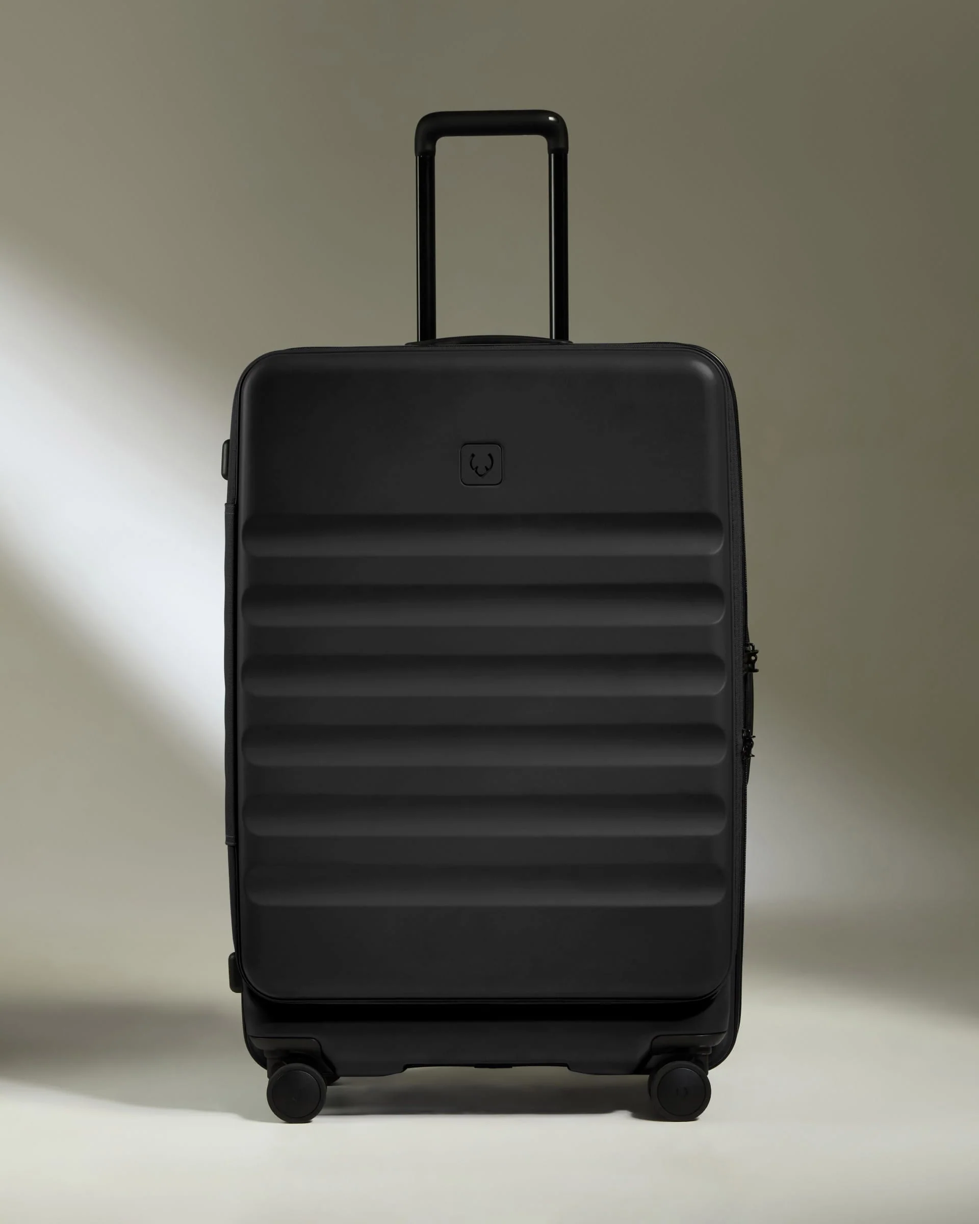 Dual Opening Large Suitcase in Black - Icon Stripe - Image 6