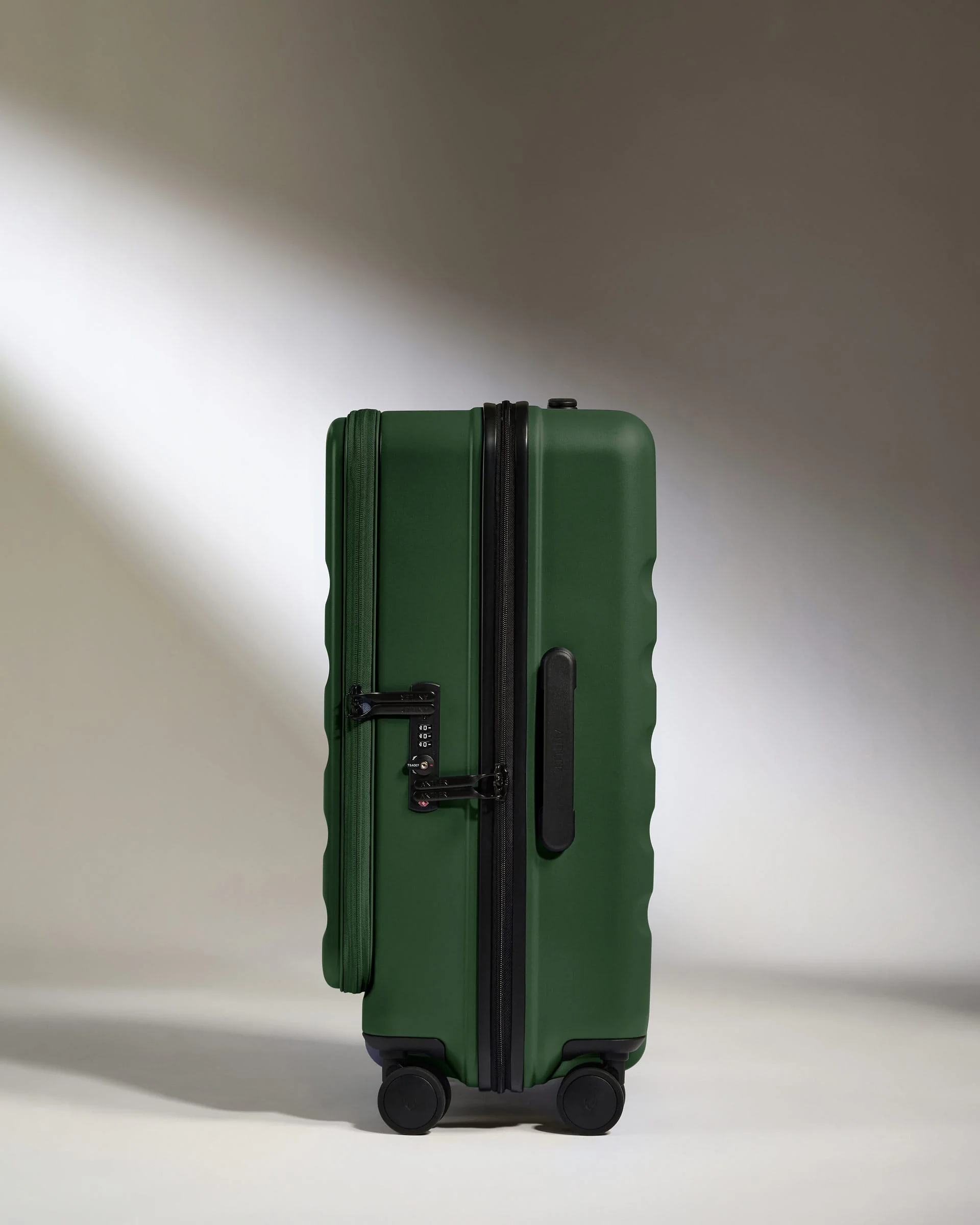 Dual Opening Medium Suitcase in Antler Green - Icon Stripe - Image 4