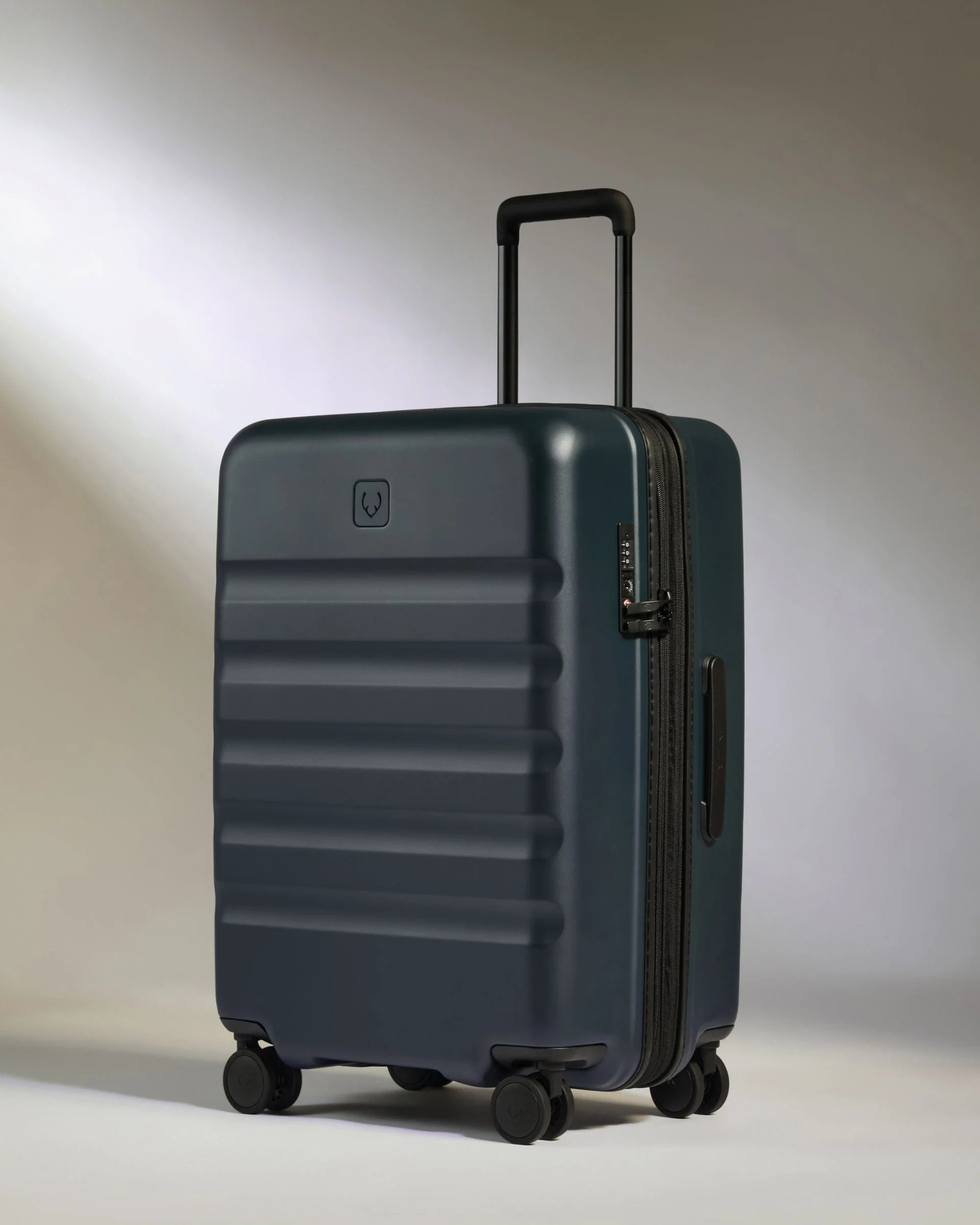 Suitcase Set in Indigo Blue - Icon Stripe - Image 4
