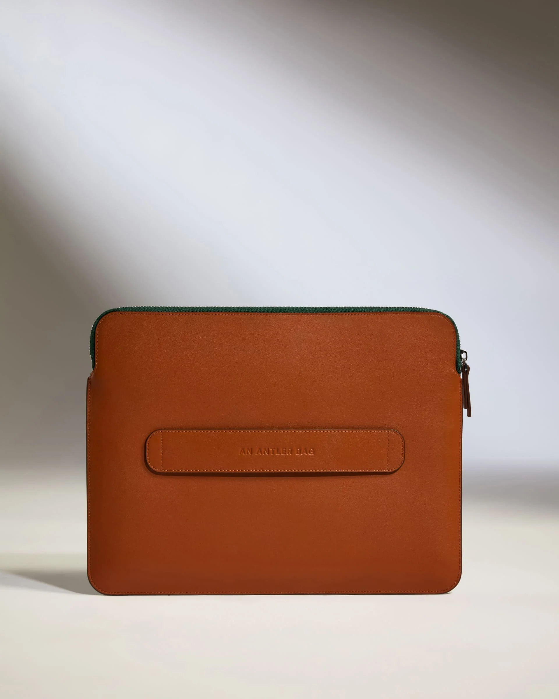Laptop & Document Case in Tan Leather - 1914 Collection - Image 7