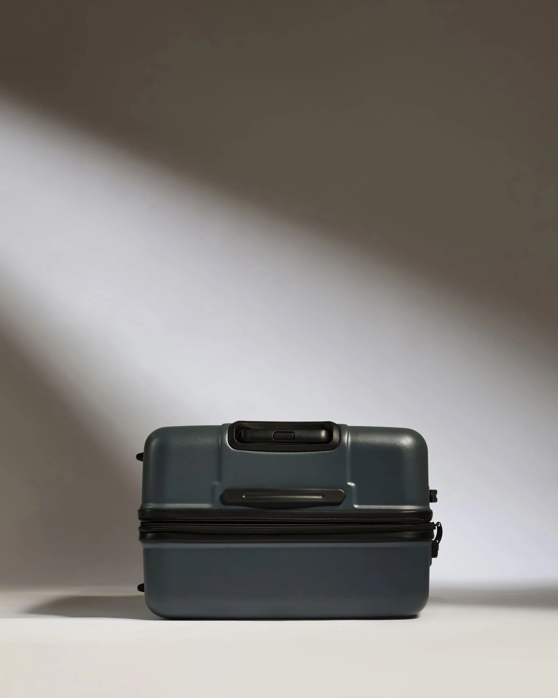 Large Suitcase in Granite Grey - Logo - Image 5