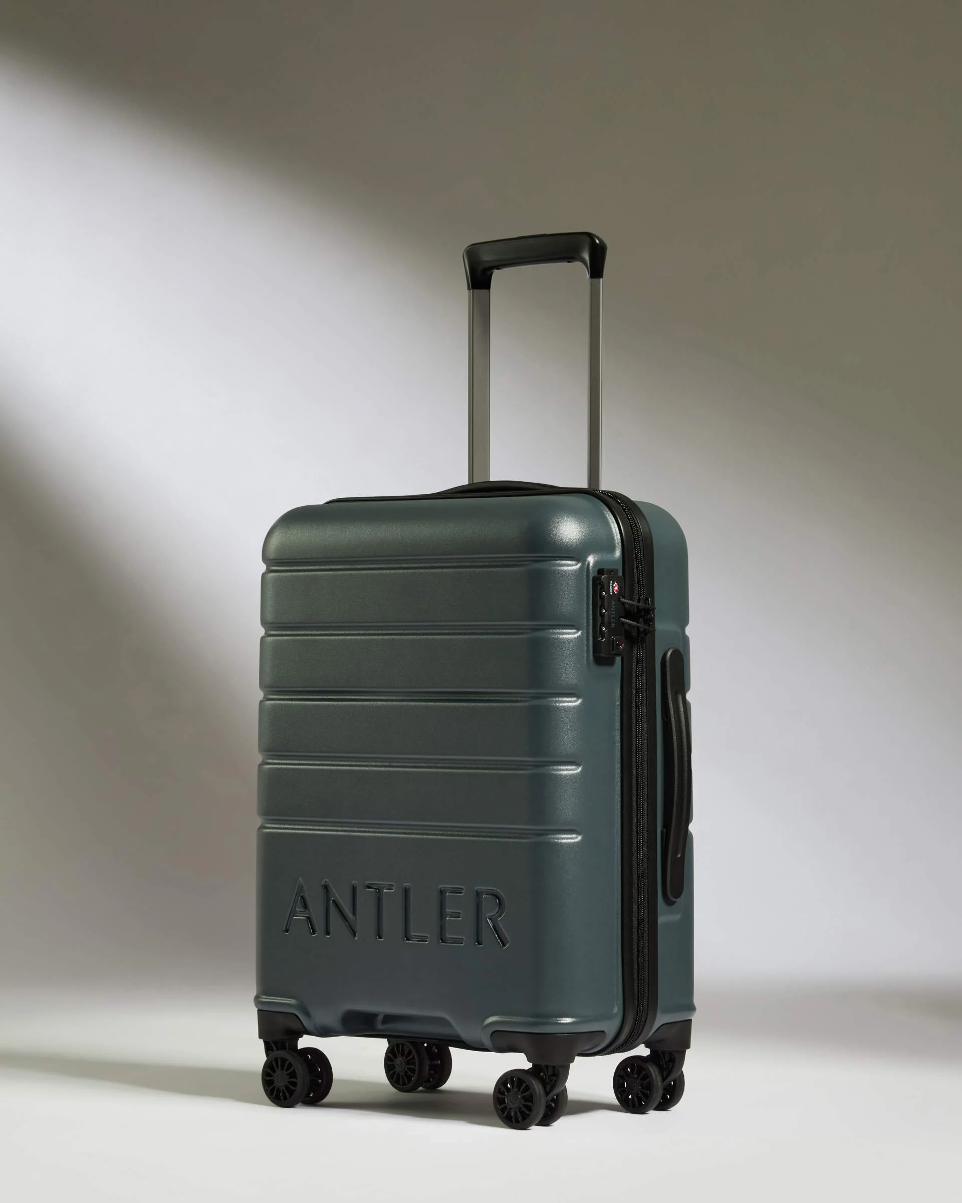 Suitcase Set in Granite Grey - Logo - Image 3