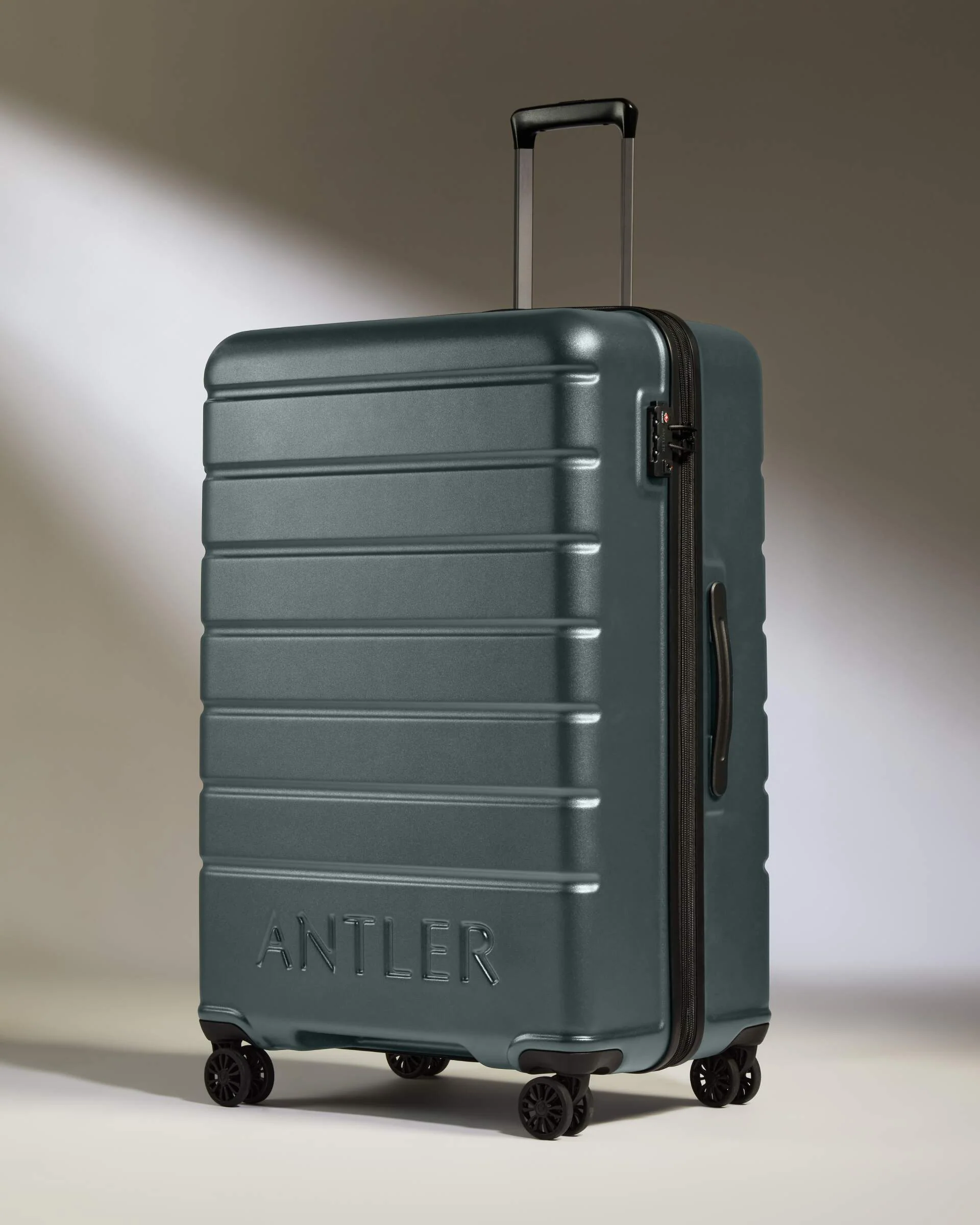 Suitcase Set in Granite Grey - Logo - Image 5